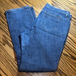 Facconable Neki mid-rise blue denim jeans